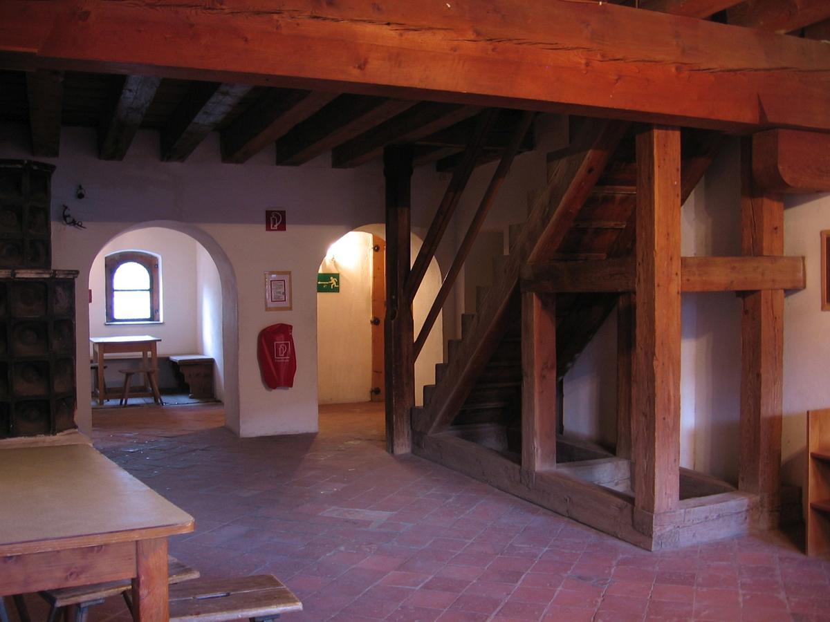 Burg Finstergrun Albergue Ramingstein Exterior foto